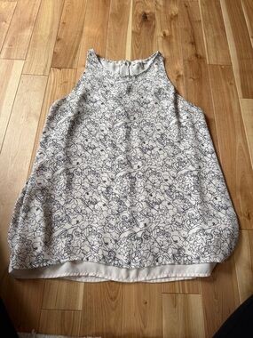 Sleeveless Pale Pink Floral Print Tank Top